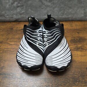 Unisex Barefoot Water Shoes Size 8.5W/6.5M - New
